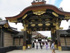 京都に着きました。まずは、二条城に向かいます。