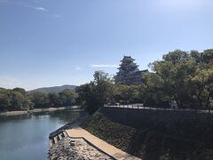 岡山城

中には入らず周りから眺めました。
