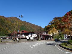 想定よりも大幅に早く立山駅に帰着。一旦富山駅方面に戻って日本海岸周りで長野市に移動する予定でしたが、アルペンルートの長野行き最終接続に間に合ったので、アルペンルートを通って長野に向かうことにしました。