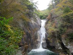 そしてここから昇仙峡ハイキング。
滝はその姿にも音にも人は癒されますね。