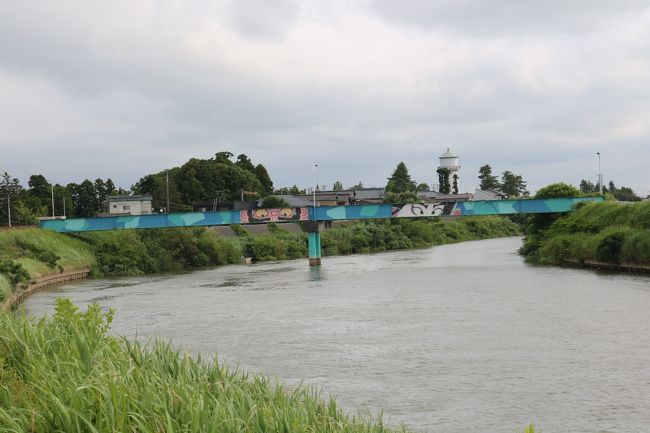 凧見橋<br />ここの土手で凧あげしていた