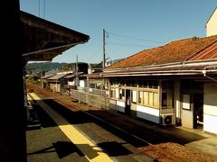 スタートは金指駅です。金指駅へは、天浜線でも行けますし、浜松駅から遠鉄バスで行くこともできます。