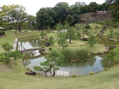 そして金沢城にむかい、平成27年に復元した玉泉院庭園。