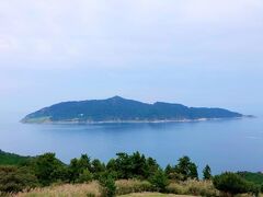 牡鹿半島御番所展望公園から金華山を眺める。