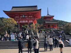 ほどなく清水寺に到着。