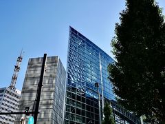 関西生まれ、関西育ちで社会人になってから東京にきた働きマンだけど、東京砂漠で頑張ってきたなーとしみじみ思う東京の青空。