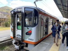 途中1回乗り換えがあり1時間ちょっと掛かって終点の出雲大社前駅に到着です。
乗ってる方々はほぼ参拝客でした。