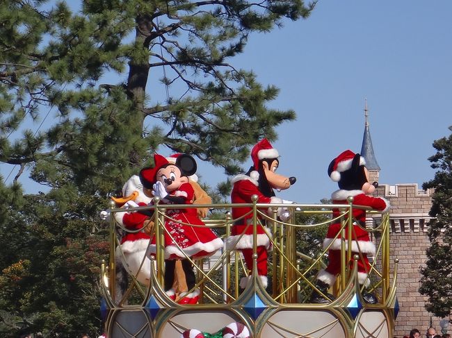 年10月から東京ディズニーランドでお酒が飲める ディズニークリスマス ミッキー フレンズのグリーティングパレードクリスマス 東京 ディズニーリゾート 千葉県 の旅行記 ブログ By リンリンベルベルさん フォートラベル 年10月から東京ディズニーランドでお酒が飲める ディズニークリスマス ミッキー フレンズのグリーティングパレードクリスマス 東京 ディズニーリゾート 千葉県 の旅行記 ブログ By リンリンベルベルさん フォートラベル