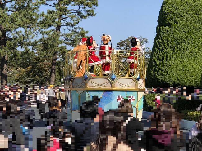 年10月から東京ディズニーランドでお酒が飲める ディズニークリスマス ミッキー フレンズのグリーティングパレードクリスマス 東京 ディズニーリゾート 千葉県 の旅行記 ブログ By リンリンベルベルさん フォートラベル