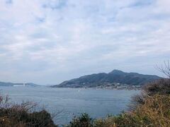 周防大島大観荘近くから。