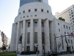 北浜は金融の町で、大阪証券取引所があり、銀行や証券会社などが多いエリアです。
