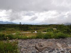 チェックインして弥陀ヶ原を散策します。あいにくの天気ですが・・・。