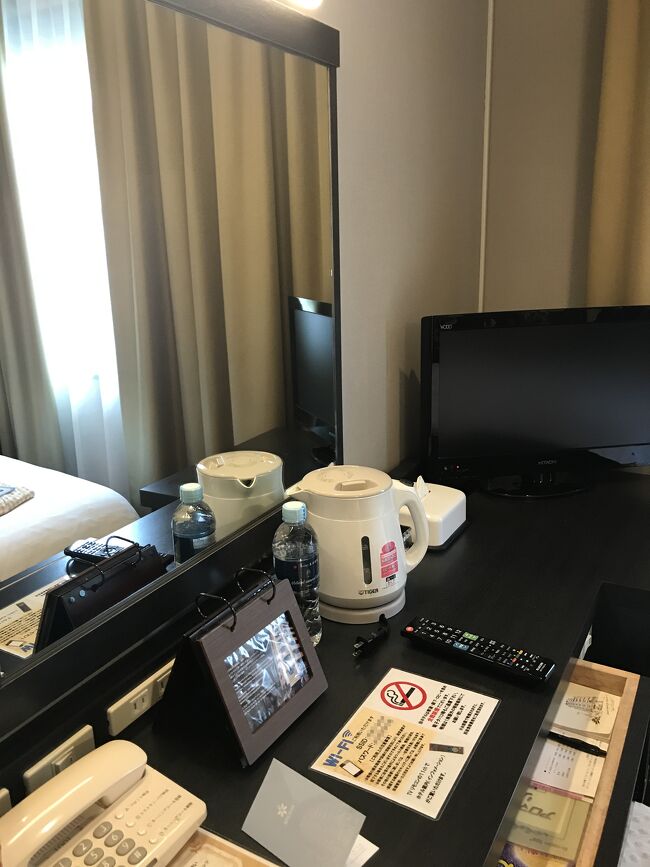 　湯沸かしポットなど