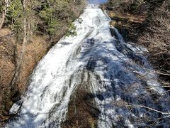 湯の滝全景