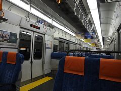 まずは土曜日の晩に家からJRに乗って岐阜駅へと向かいます。JRに乗るのは、夏の樽見鉄道小旅行以来かなあ。