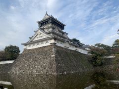 朝、小倉城まで散歩。