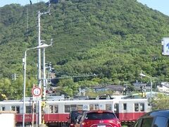 屋島
山頂に矢嶋城と屋島寺がある。
昔は孤島だったが、現在は陸続きに。
バスが無かったら、絶対行かなかっただろう。