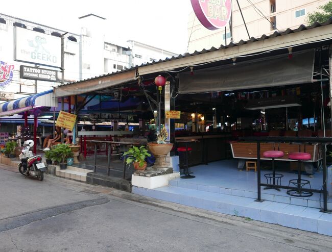 同じくソイ7．．．1店営業しています。