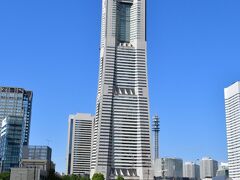 横浜ランドマークタワー
かっては日本一高いビルだった。