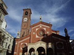 イタリア大通りの教会巡り。
まずは４世紀開設の教会。