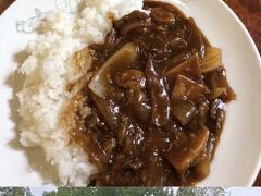 中札内美術村「ポロシリ」にて、ハヤシライスで2日目の昼食。