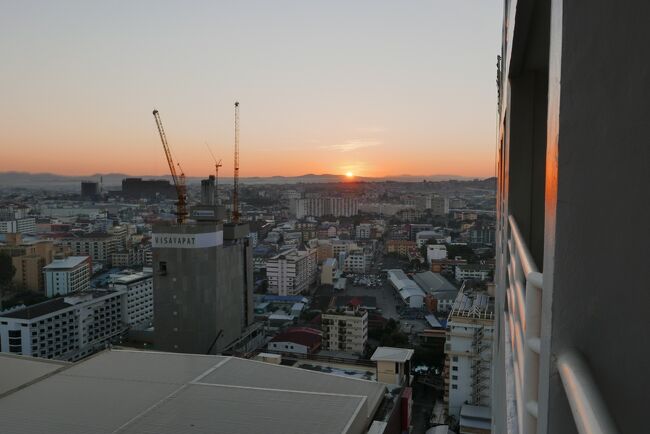 18日　6：25　日の出