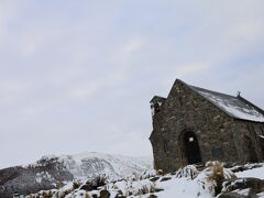 雪化粧の善き羊飼いの教会を撮影し、次の目的地へ♪