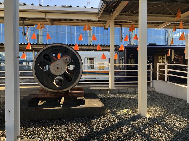 案内があるまで待合室で待ちます。