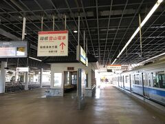 小一時間で小田原に到着。
箱根登山鉄道に乗り換えます。
