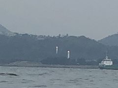 この遠くに見える島が巌流島だそうです。
宮本武蔵と佐々木小次郎の決闘の地！ここに行く船もあるみたいなんですが、行っても何も無さそうなのでやめました。笑