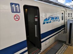 名古屋駅からは新幹線のひかりでとりあえず三島駅まで移動しました。