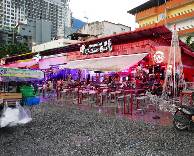 21日　17：40<br />スリータウン内