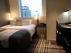 今回のお宿は「ホテル阪急レスパイア大阪」です。

大阪駅にも梅田駅にも近い便利な立地が魅力。
今回はダブルを予約しました。
