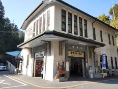 旧竹林院からケーブル坂本駅は、写真を撮りながらゆっくり歩いて10分弱ぐらいかな。