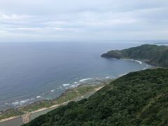 立ち寄りスポット⑤　「比屋定バンダ」
久米島一の景観地だけあって、すっごく気持ちいい絶景だった。
天気によって那覇本島も見えちゃうとか。