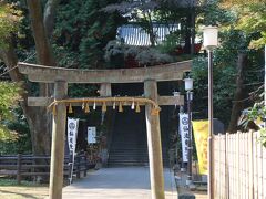 川越八幡神社で御朱印をいただいたので参拝もしておかないと・・・
仙波東照宮へきました。
