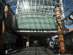 都シティ近鉄京都駅をチェックアウト
駅内のコンビニで朝食のおにぎりと飲み物を調達。
7：40　京都発の近鉄特急に乗って大和西大寺駅で乗り換え　
8：20　近鉄奈良駅に到着しました。駅ロッカーに荷物を預けて、まずは興福寺へ。
