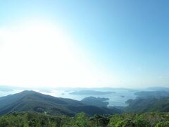 奄美大島の南端

大島海峡と次の日に行く加計呂麻島が見渡せる
