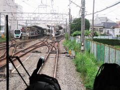 ■小平駅
拝島線の始発駅でもあり、左から拝島線（拝島方面）、新宿線（本川越方面）、拝島線（西武新宿方面）、新宿線（西武新宿方面）となっています。上り線と下り線の間には引き上げ線があります。