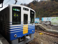 勝山でのランチを終えて戻ってきました。次の列車は元119系。飯田線では何度かお世話になりました。