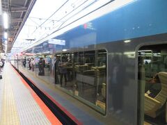 横浜駅１６時２７分着。
伊豆急下田から２時間１５分ほどのリゾート特急の旅でした。