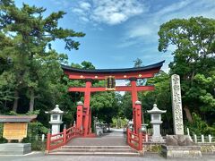 まずは、気比神宮を参拝しましょう！
