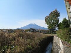 無事に忍野八海のバス停に到着
どちら方向へ行けばいいのか右往左往
