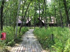 そして、次に足を運んだのは北の大地美術館です。近づくにつれ、何かどこかで見たような雰囲気です。