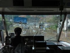 2020.11.23　出雲市ゆき特急やくも１３号車内
芸備線が分岐する備中神代を通過。