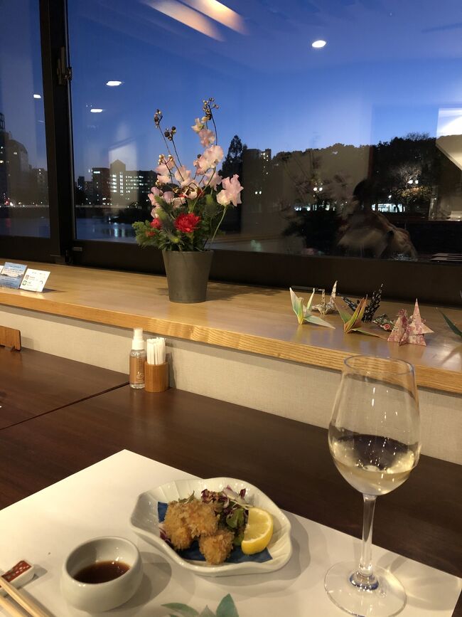 眺めの良いお席で<br />牡蠣三昧のコース<br />