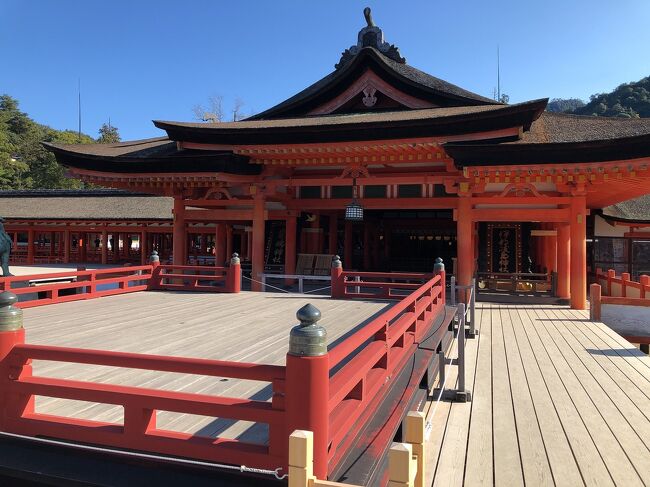 厳島神社本殿です<br />
