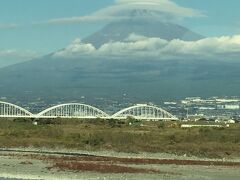 何と！ 笠雲が三重になってた(^_^)

これで今回の琵琶湖出張備忘録は終了です。
最後までご覧いただきありがとうございますm(_ _)m