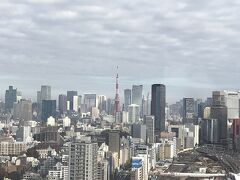 朝食後もチェックアウトまでお部屋でのんびり。
この後五反田のブックオフに行きました。