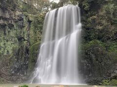 看板を見つけたので寄った桜滝。
近くまで寄れていい感じ～！
滝ばっかり見に行ってる！